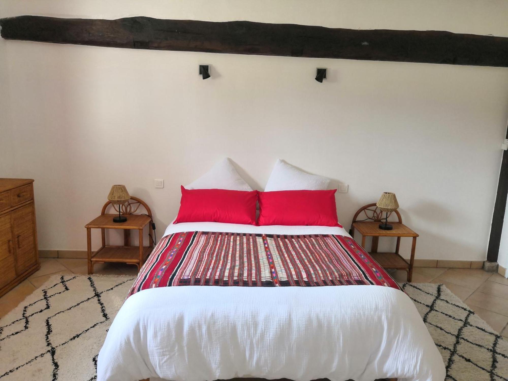 La Marquise Penchee Bed & Breakfast Orsennes Bagian luar foto